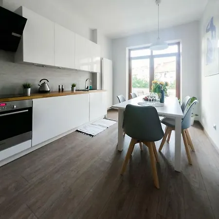 Daire Big - City Center - 70m2 - Nice Design